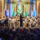 La Coral Cantiga de Barcelona va tancar ahir a la nit la 12 edició del Festival de Pasqua amb un recital al paranimf de la Universitat.