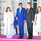 Los reyes de España posan junto al emir de Catar y su esposa.