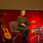 La cantant Judit Neddermann parla a Lleida de la seua trajectòria