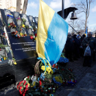 Acte de commemoració ahir als caiguts en el vuitè aniversari de la revolució de Maidan.