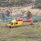 El helicóptero de los Bomberos de la Generalitat durante un rescate, en una imagen de archivo.