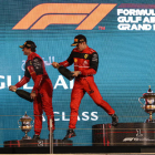 Carlos Sainz i Charles Leclerc, tots dos de Ferrari, van dominar la primera prova del Mundial d’F1.