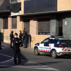Imagen del operativo policial que tuvo lugar ayer en Les Borges Blanques.