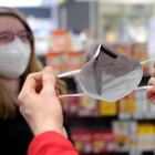 La venda de paracetamol i màscares FPP2 creix de forma notable
