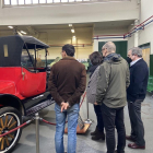 Vehículos funerarios antiguos en el Museu Roda Roda