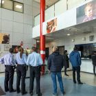 Les fotografies decoren el vestíbul de la comissaria dels Mossos d’Esquadra a Lleida.