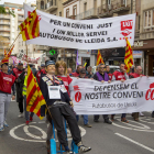Los empleados marcharon desde Ricard Viñes hasta la Paeria. 