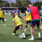 La nueva incorporación Raphinha, participando durante uno de los entrenamientos del equipo.