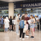 Cancelados tres vuelos y retrasos en 99 en la sexta jornada de huelga en Ryanair