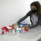 La farmàcia Grau-Ribes de Lleida amb productes bàsics per a la farmaciola casolana.