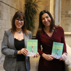 Mariví Chacón i Núria Roure, ahir en la presentació del llibre.