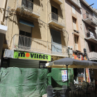 L’edifici, declarat en ruïna, ha estat tancat.