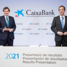 El presidente de Caixabank, José Ignacio Gorigolzarri, y el consejero delegado, Golzalo Gortázar, ayer.