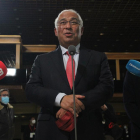 El primer ministro y candidato dels Partido Socialista, António Costa, atiende a los medios.