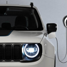 Els Jeep Compass i Renegade, equipats amb la nova tecnologia e-Hybrid, i els models 4xe són els primers passos de l'estratègia d'electrificació.