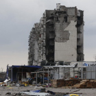 Un edificio bombardeado en Mariupol, Ucrania.