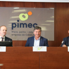 El president de Pimec, Antoni Cañete (centre), va presentar l’anuari de la pime catalana 2022.