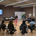 Jóvenes empresarios que participaron en una formación grupal.