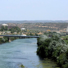 Abren expediente a la central nuclear de Ascó por el vertido de aceite al Ebro
