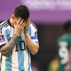 Messi es posa les mans a la cara en un gest de frustració després de la derrota.