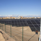Parte de los paneles solares de la futura central solar cooperativa de Anglesola.