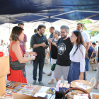 L’encarregada d’assumptes culturals del consolat japonès, Anzu Maekawa, va visitar ahir el festival.