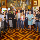 Foto de familia del jurado y los ganadores de la 32 edición del premio Pica d’Estats.