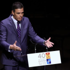 El president del Govern espanyol, Pedro Sánchez, intervé en l'acte de commemoració del 40è Aniversari de l'ingrés d'Espanya a l'OTAN, al Teatre Real de Madrid.