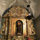 Dos imatges del retaule de Sant Antoni de l’església de Palau de Noguera, al Pallars Jussà, abans i després de la restauració.