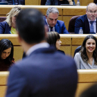 La ministra d’Igualtat, Irene Montero, durant la compareixença de Pedro Sánchez al Senat.