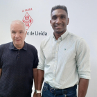 Luis Pereira, presidente del Lleida Esportiu y Jackson Quiñónez, concejal de Deportes.