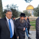 El ministro israelí Itamar Ben Gvir visitó el espacio bajo la protección del Ejército de Israel.