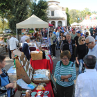 El públic va poder visitar un mercat de productes de proximitat.