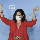 La presidenta madrilenya celebra els resultats la nit del 4-M.