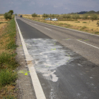 Vista de la carretera C-26 al seu pas per Castelló de Farfanya, on ahir es va produir el xoc mortal.