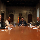 Reunión entre el presidente de la Generalitat, Pere Aragonès, la consellera de la Presidencia, Laura Vilagrà, la presidenta de la ANC, Dolors Feliu, el presidente de Òmnium, Xavier Antich, y el presidente de la AMI, Jordi Gaseni.