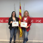 González y Mínguez ayer en la sede del PSC en Lleida. 