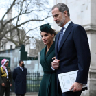 Los reyes asisten al homenaje al duque de Edimburgo -  Los reyes de España, Felipe VI y Letizia, acompañaron ayer a la reina Isabel II en la ceremonia en tributo de su difunto marido Felipe, duque de Edimburgo, quien por culpa de la pandemia tuvo ...