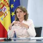 La vicepresidenta tercera y ministra para la Transición Ecológica y el Reto Demográfico, Teresa Ribera, interviene durante una rueda de prensa posterior al Consejo de Ministros.