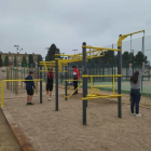 Roselló amplía la zona deportiva con un nuevo aparato de 'workout'