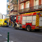 Incendi en un local del carrer Acadèmia de Lleida