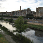 El Segre multiplica su caudal en Lleida  -  El caudal del Segre en Lleida ciudad aumentó ayer a 22 metros cúbicos por segundo, aunque luego bajó a menos de 9. La crecida está vinculada a las sueltas controladas que hace la CHE como parte del ca ...