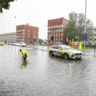 Imagen de una calle inundada en Oslo, Noruega, por los recientes aguaceros.