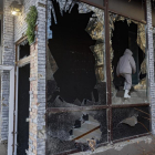 Una tienda dañada ayer tras un bombardeo en el centro de Donetsk. 