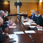 Reunió entre l'alcalde de Lleida i representants de l'empresa Moventis-Autobusos de Lleida
