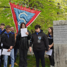 Alumnes del Segrià homenatgen els deportats a camps nazis