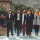 El president acompañado por parte del Consell Executiu tras la reunión de ayer en la Generalitat.