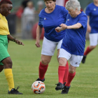 Partit entre futbolistes d’equips de França i Sud-àfrica.