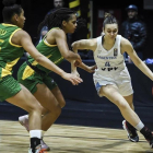 Lara Tribouley, amb Argentina, en un partit contra Brasil.