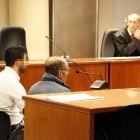 El acusado de abusar sexualmente de dos niñas de 11 años en Tremp, durante el juicio en la Audiencia de Lleida.